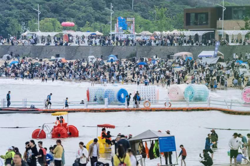 “五一”假期反卷躺平，松兰山松弛氛围感拉满